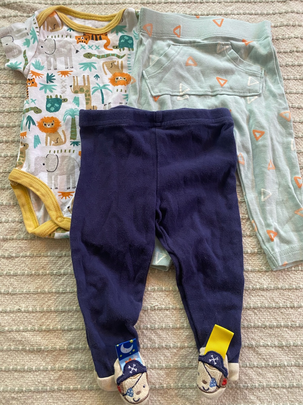 Set of 3 Baby Clothes 6 Months